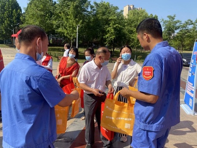 筑牢安全防线，武汉新洲华润燃气创新开展安全生产月宣传与市场营销联动活动
